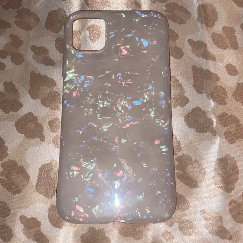 Iphone 11 case - Picture 1 of 2